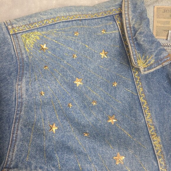 Vintage Jordache Denim Jacket Embellished Sequined Acid Wash Parrot Design Sz L - Picture 7 of 16